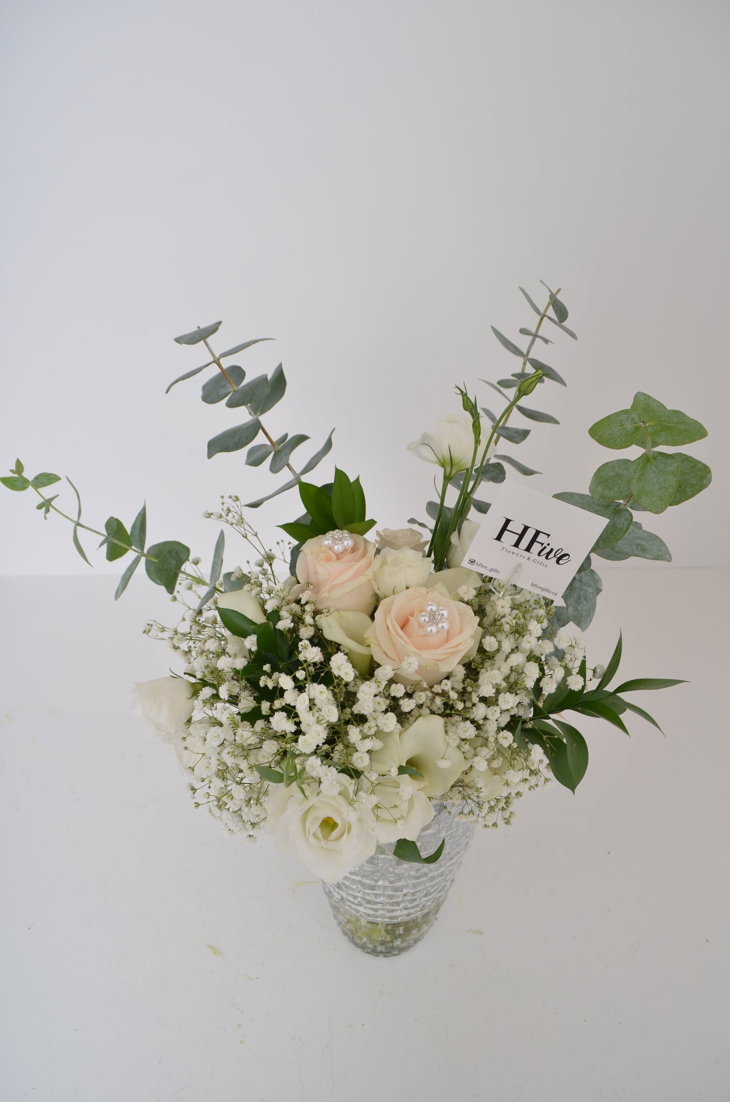 White Blooms Bouquet